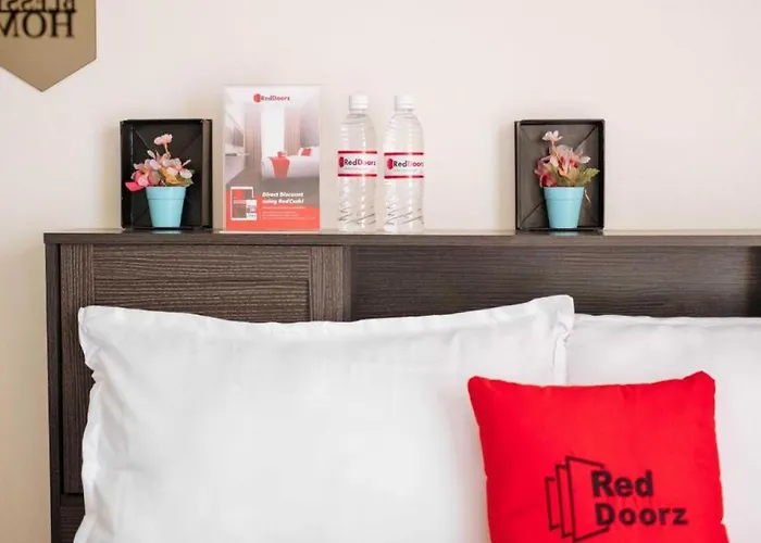 Hotel Reddoorz Near Mango Avenue